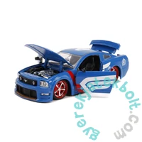 Marvel - 2006 Ford Mustang GT játékautó Amerika kapitány figurával - 1:24