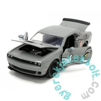 Jada - Tom és Jerry 2015 Dodge Challenger fém autómodell figurával - 21 cm (253255047)