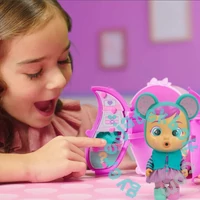 Cry Babies Varázskönnyek Dress Me Up meglepetés baba kapszula gardróbban - S2