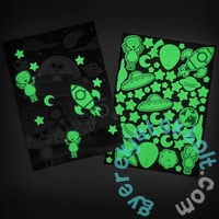 Kidea 2 az 1-ben világítós képkarcoló és színező készlet - Űrlények (SCWKKKA)