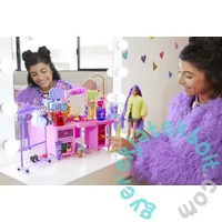 Barbie Extravagáns öltözőszoba babával (GYJ70)