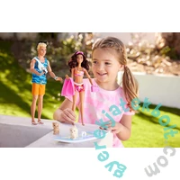 Barbie - Szörfös Barbie szörfdeszkával játékszett (HPL69)
