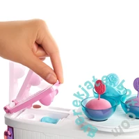 Barbie feltöltődés - Szépségszalon játékszett babával (GJR84)