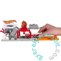 Hot Wheels Blaze Blast játékszett (FJN34-FJN36)
