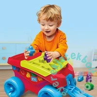 Mega Bloks Formaválogató kocsi építőkockákkal (FVJ47)