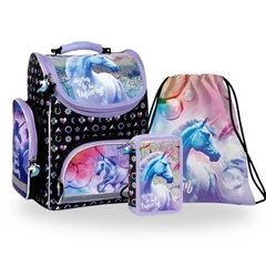 Unikornisos ergonomikus iskolatáska szett felszerelt emeletes tolltartóval - Born to be a unicorn (TEMBJR15-1-szett)
