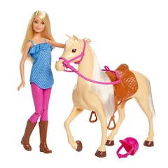 Barbie lovas játékszett babával (FXH13)