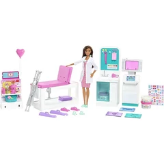 Barbie mobilklinika játékszett babával (GTN61)