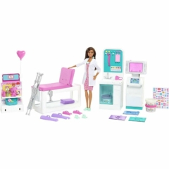 Barbie mobilklinika játékszett babával (GTN61)