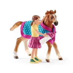 Schleich 42361 Angol Telivér csikó takaróval játékszett - Horse Club