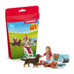 Schleich 42748 Pizsamaparti játékszett Hannah-val - Horse Club