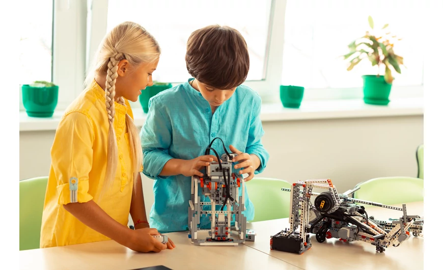 Elképesztő gyerekjátékok: ennyit jelent 30 év technológiai fejlődés