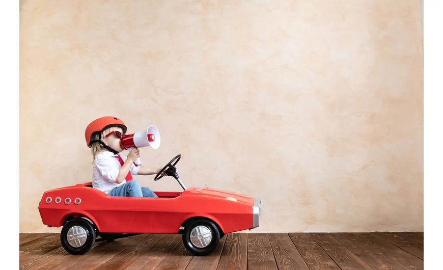 Legmenőbb játékautók: lábbal hajtóstól a távirányításosig