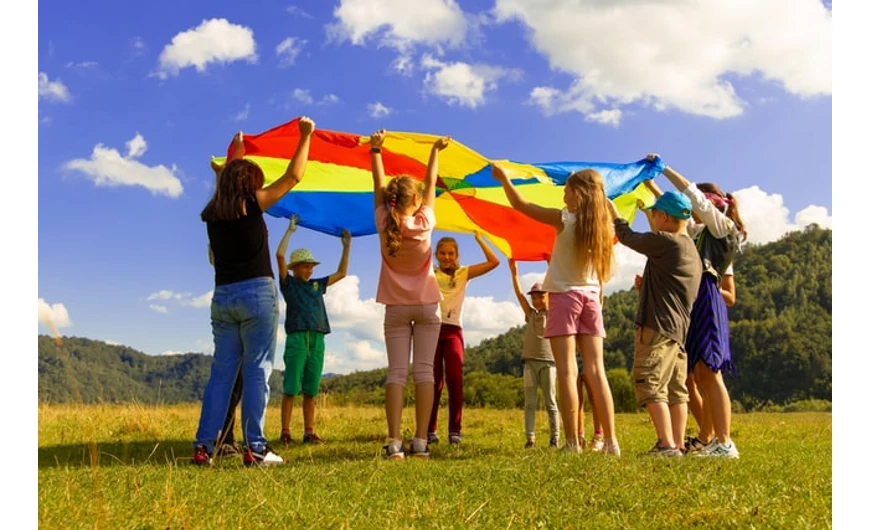A legjobb gyerekjátékok nyári szünetre: játszva tanulunk!